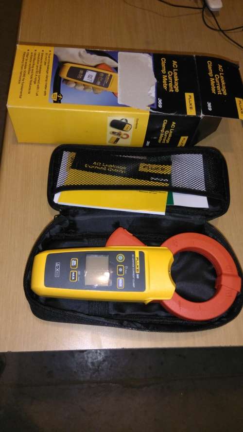 Fluke 369 Leakage Current Clamp Meter - NEW (box slightly damaged)
