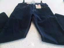 514 Dark bue levis 27x27 14 year old
