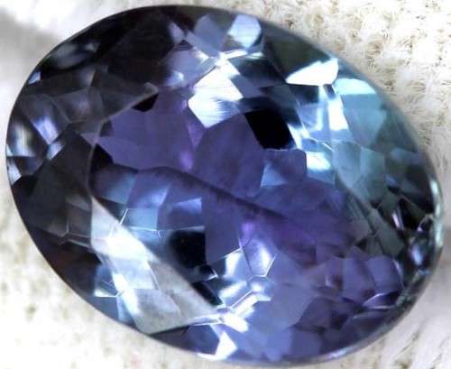 1.65ct Bluish Violet Tanzanite