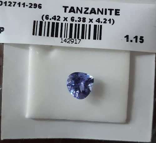 Bluish Violet AA Loose Tanzanite 1.15ct