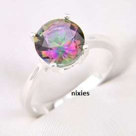 SPARKLING MYSTIC TOPAZ SOLITAIR RING - SIZE 8(Q)