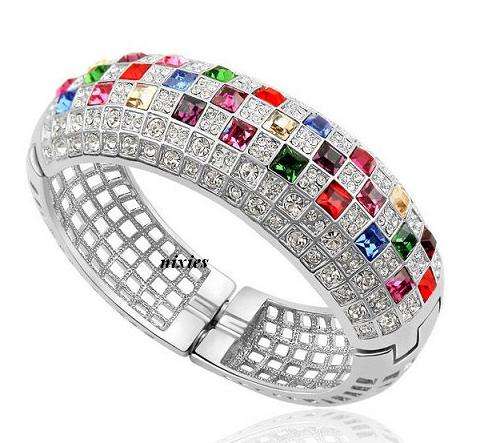 **NEW** DAZZLING BROAD SWAROVSKI BANGLE