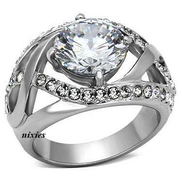 **NEW STOCK** ATTRACTIVE DIAMOND CZ STAINLESS STEEL RING - SIZE 6(M)