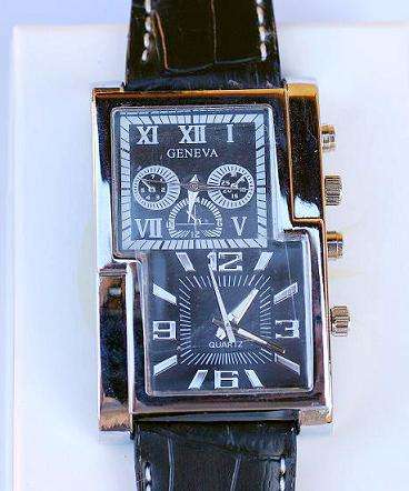 STYLISH DOUBLE FACE GENEVA QUARTZ MENS WATCH