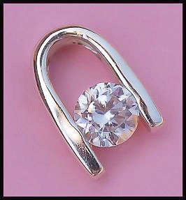 STRIKING 925 STERLING SILVER DIAMOND PENDANT