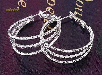 ELEGANT WHITE GOLD HUGGIE EARRINGS