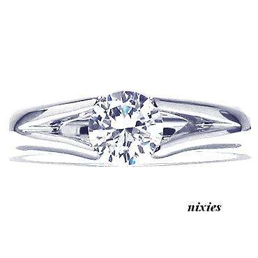 AMAZING SOLID SILVER DIAMOND ENGAGEMENT RING - SIZE 6(M)