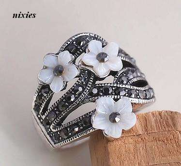 GORGEOUS WHITE GOLD MARCASITE & MOTHER OF PEARL RING  - SIZE 6(M)