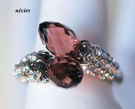 FASHIONABLE WHITE & MAUVE CRYSTAL RING  - SIZE 7(O)