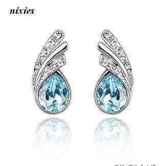 EXQUISITE BLUE TOPAZ SWAROVSKI STUD EARRINGS