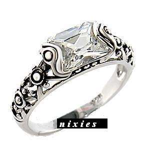 ELEGANT DRESS RING WITH ANTIQUE FINISH  - SIZE 7(O)