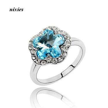 BEAUTIFUL BLUE TOPAZ SWAROVSKI  RING - SIZE 7(O)