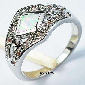 925 STERLING SILVER FIRE OPAL RING - SIZE 8(Q)