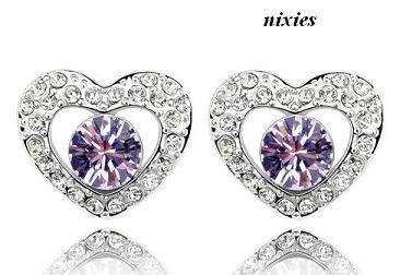SOFT AMETHYST SWAROVSKI HEART EARRING STUDS