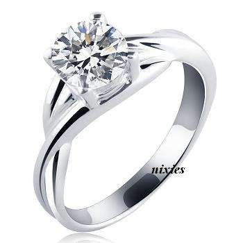 AWESOME DIAMOND SOLITAIRE 925 STERLING SILVER RING - SIZE 7(O)