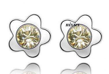 GORGEOUS DAINTY CITRINE SWAROVSKI EARRING STUDS