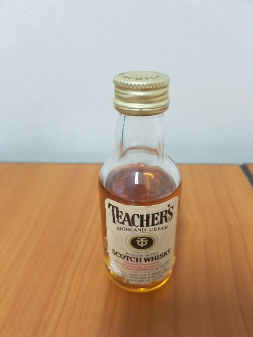 Teachers Scotch Whisky mini 50ml ( 2 bottles)