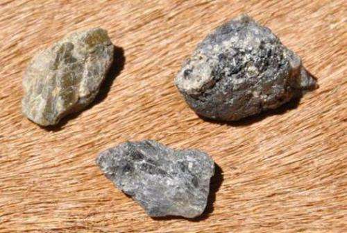 JUST ARRIVED *** Top Mineral Specimen Natural Tanzanite 58.96ct *** Starting @ R1 !!!