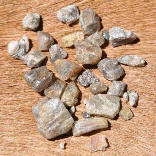 JUST ARRIVED *** Top Mineral Specimen Natural Tanzanite 60.67ct *** Starting @ R1 !!!