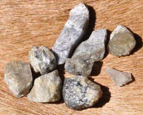 JUST ARRIVED *** Top Mineral Specimen Natural Tanzanite 58.10ct *** Starting @ R1 !!!