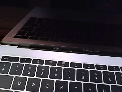 MacBook Pro 13 inch 2017 2.3GHz/8GB Ram/128GB SSD/Read description