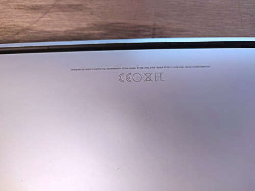 MacBook Pro 13 inch 2017 2.3GHz/8GB Ram/128GB SSD/Read description