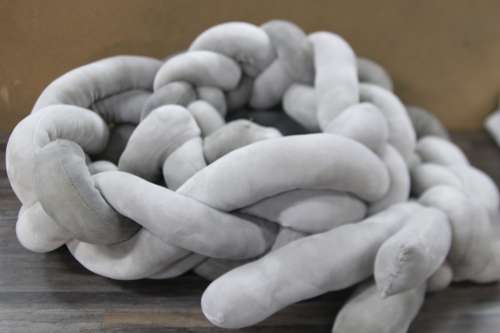 Iconix Extra Wide Braided Baby Cot Bumper - Grey (Second hand)