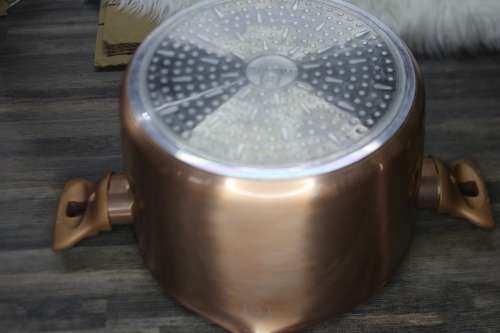 BERLINGER HAUS 24CM MARBLE COATING CASSEROLE-ROSE GOLD(SECON HAND )