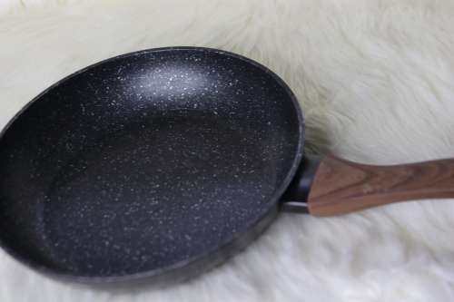 BERLINGER HAUS 24CM TITANIUM COATING FRY PAN - EBONY ROSEWOOD(SECOND HAND)