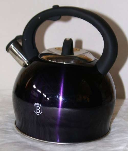 Berlinger Haus 3 Litre Stainless Steel Whistling Stove Top Kettle - Purple Eclipse Edition
