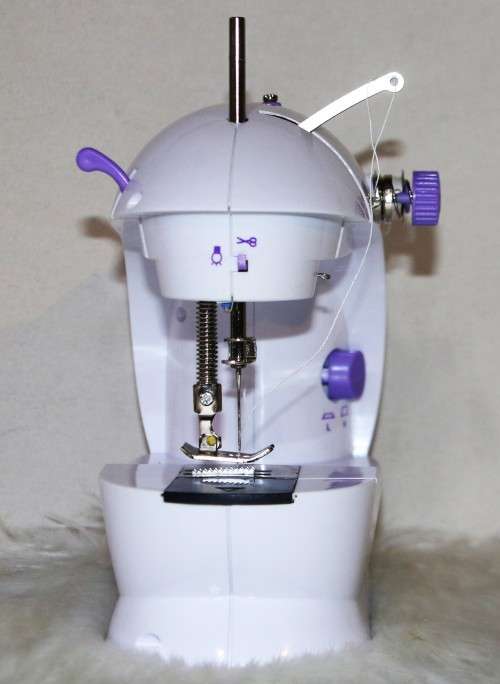 Portable Desktop Mini Electric Sewing Machine