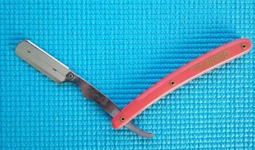 Shavette Disposable Blade Straight Razor (Red)
