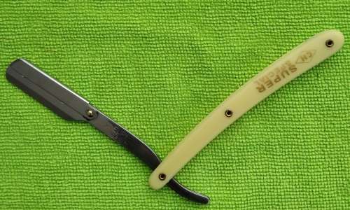 Shavette Disposable Blade Straight Razor (White)