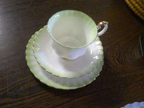 ROYAL ALBERT RAINBOW TRIO - GREEN