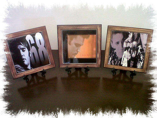 BEAUTIFUL AND UNIQUE Elvis Presley Printed Ceramic Tiles Set OF 3