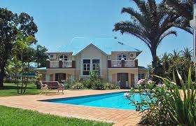 MIDWEEK AT CARIBBEAN ESTATE