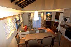 MIDWEEK AT DRAKENSBURG SUN