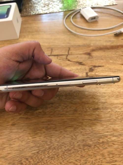 Iphone X 64 GB pre owned