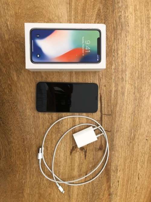 Iphone X 64 GB pre owned