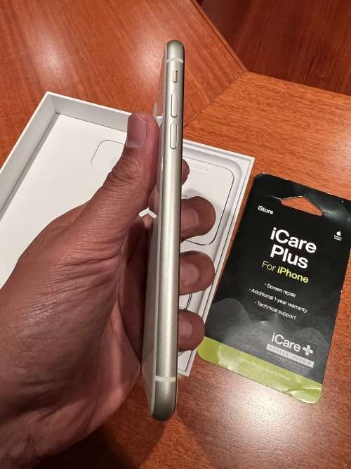 Iphone 11 64GB With Icare