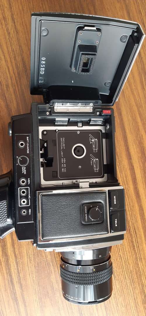 Chinon 805 S Direct Sound Movie Camera in original Carrying Case