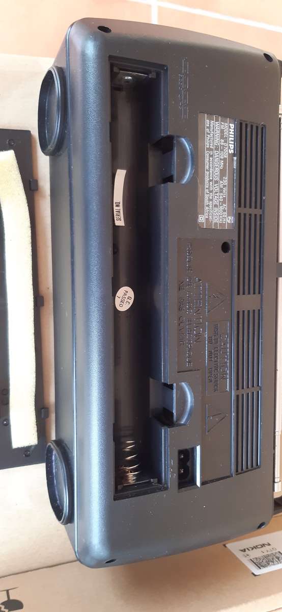 Vintage Philips D7008 Portable FM/AM Radio & Cassette Tape Player