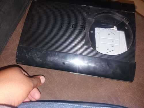 PS3 Super slim 12GB (Read description and check pics)