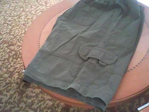 KHAKI GREEN MEN'S SHORTS - SIZE SMALL - TRIAL - GOOD CONDITION