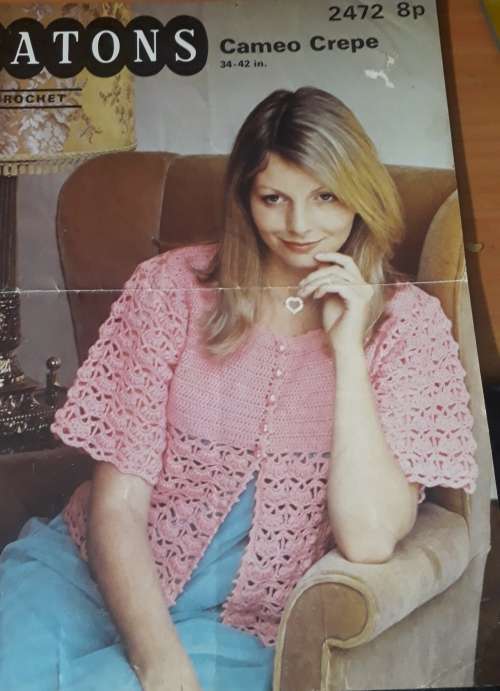 CRAFTS: VINTAGE PATONS 2472 WOMAN CROCHET PATTERN