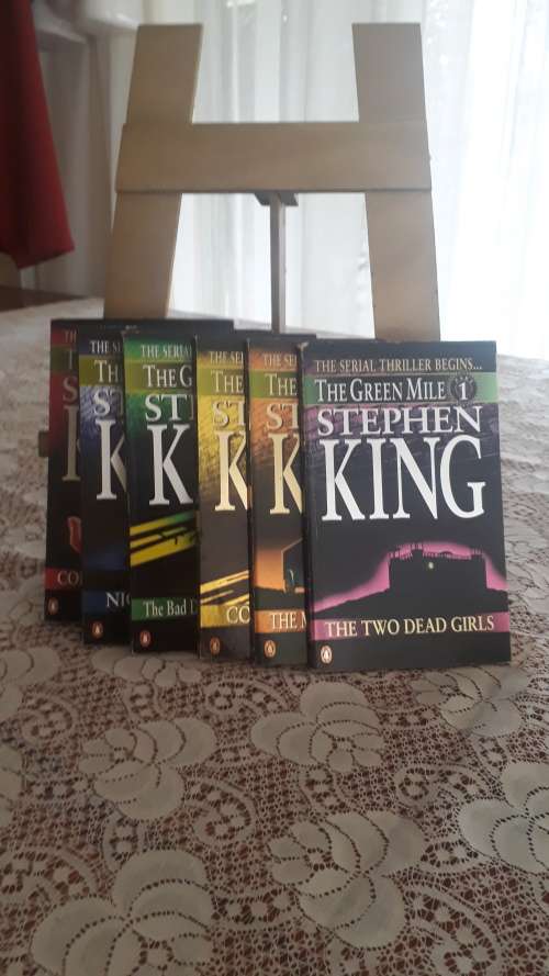 Stephen King: (6 Books) the Green Mile: softcover collectable series complete.