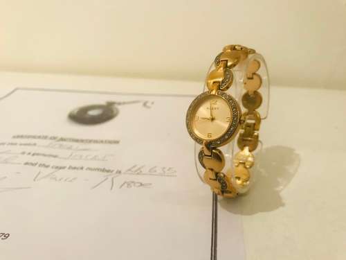 Stunning Facet Ladies Watch!