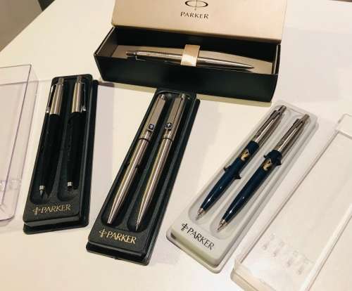 Large Lot- Parker Pens!!! All In Holders!!Dont Miss Out!!!