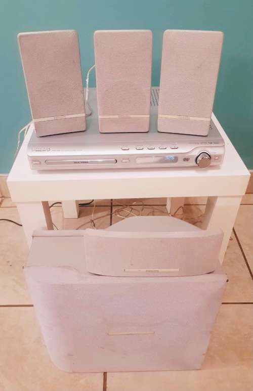 Good Quality Phillips HTS 3300 Home Theatre System!!!Dont Miss Out!!!