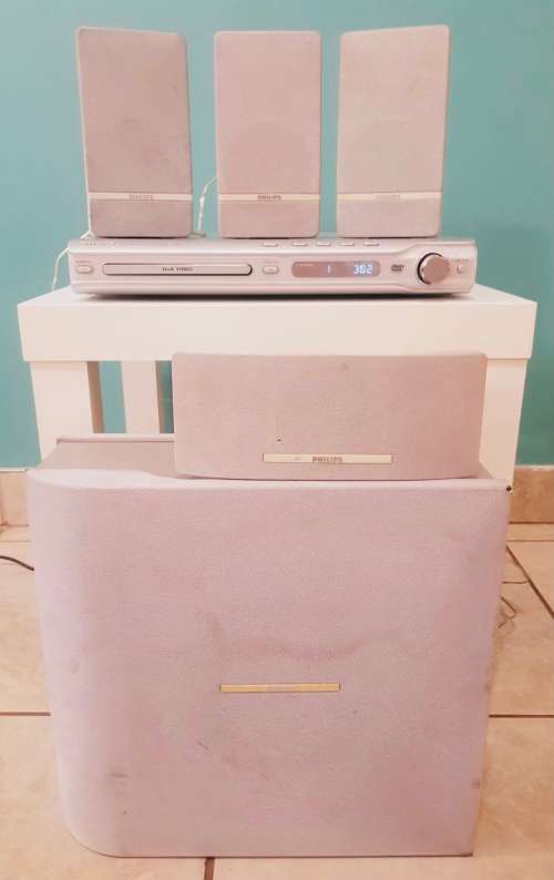Good Quality Phillips HTS 3300 Home Theatre System!!!Dont Miss Out!!!